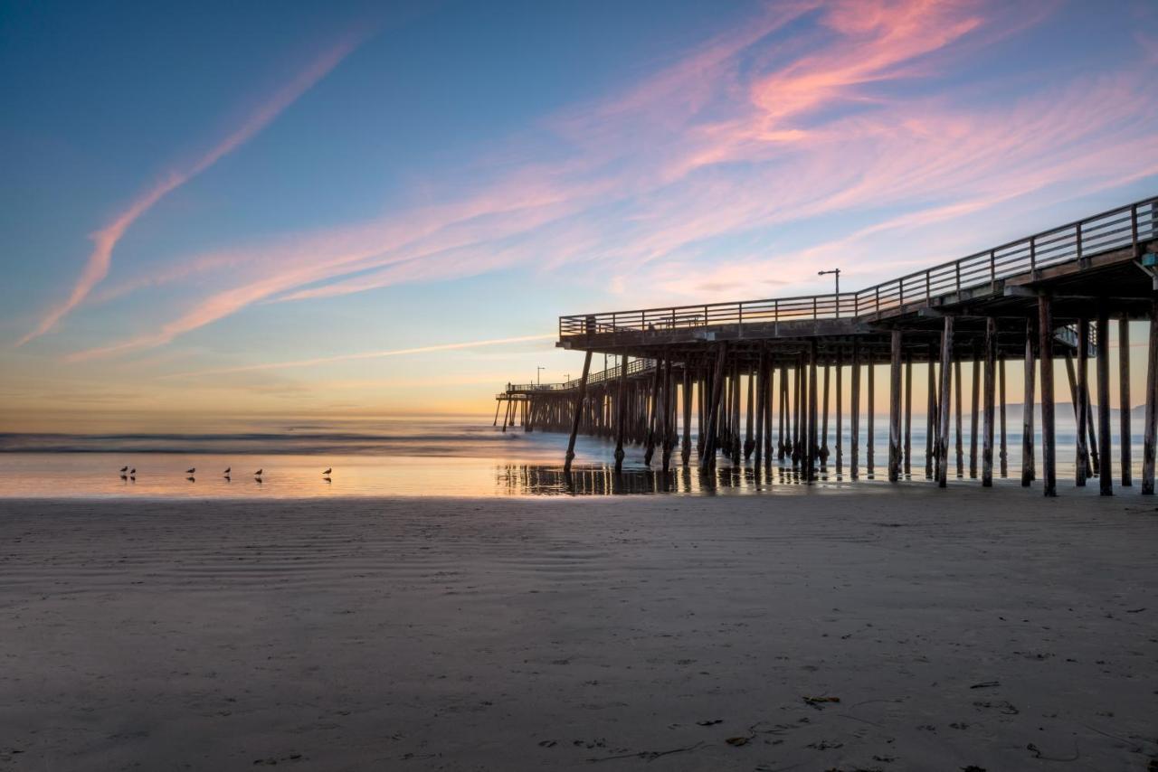 Steps To #Pismobeach With Poker, Foosball, Free Ev Charger, And Bikes Ошено Экстерьер фото