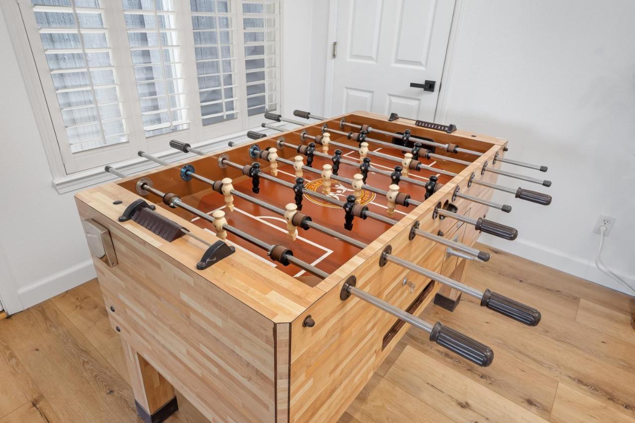 Steps To #Pismobeach With Poker, Foosball, Free Ev Charger, And Bikes Ошено Экстерьер фото