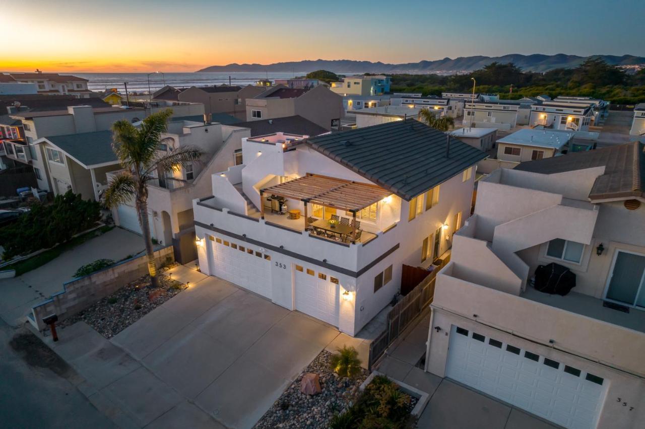 Steps To #Pismobeach With Poker, Foosball, Free Ev Charger, And Bikes Ошено Экстерьер фото