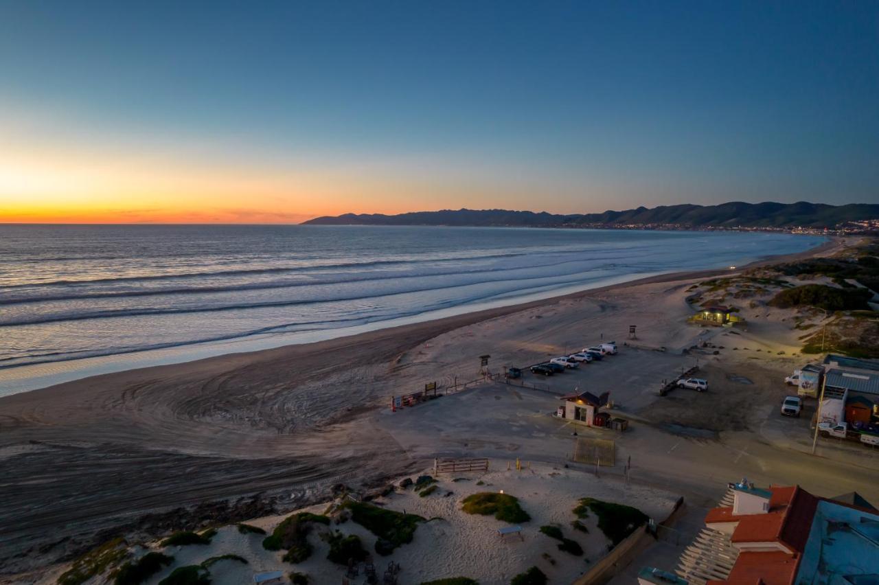 Steps To #Pismobeach With Poker, Foosball, Free Ev Charger, And Bikes Ошено Экстерьер фото
